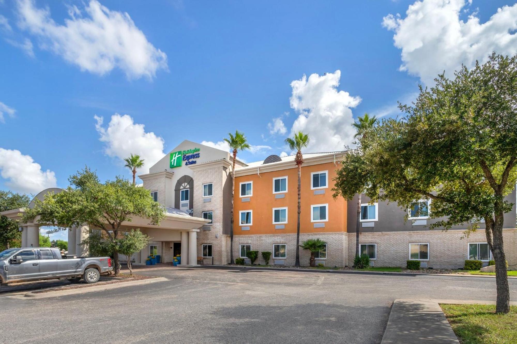 Holiday Inn Express Hotel And Suites Alice By Ihg Exteriör bild