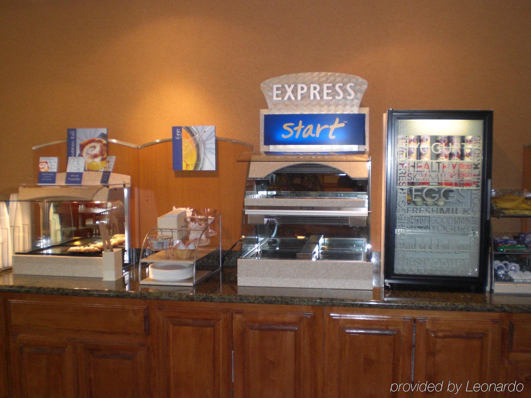 Holiday Inn Express Hotel And Suites Alice By Ihg Exteriör bild