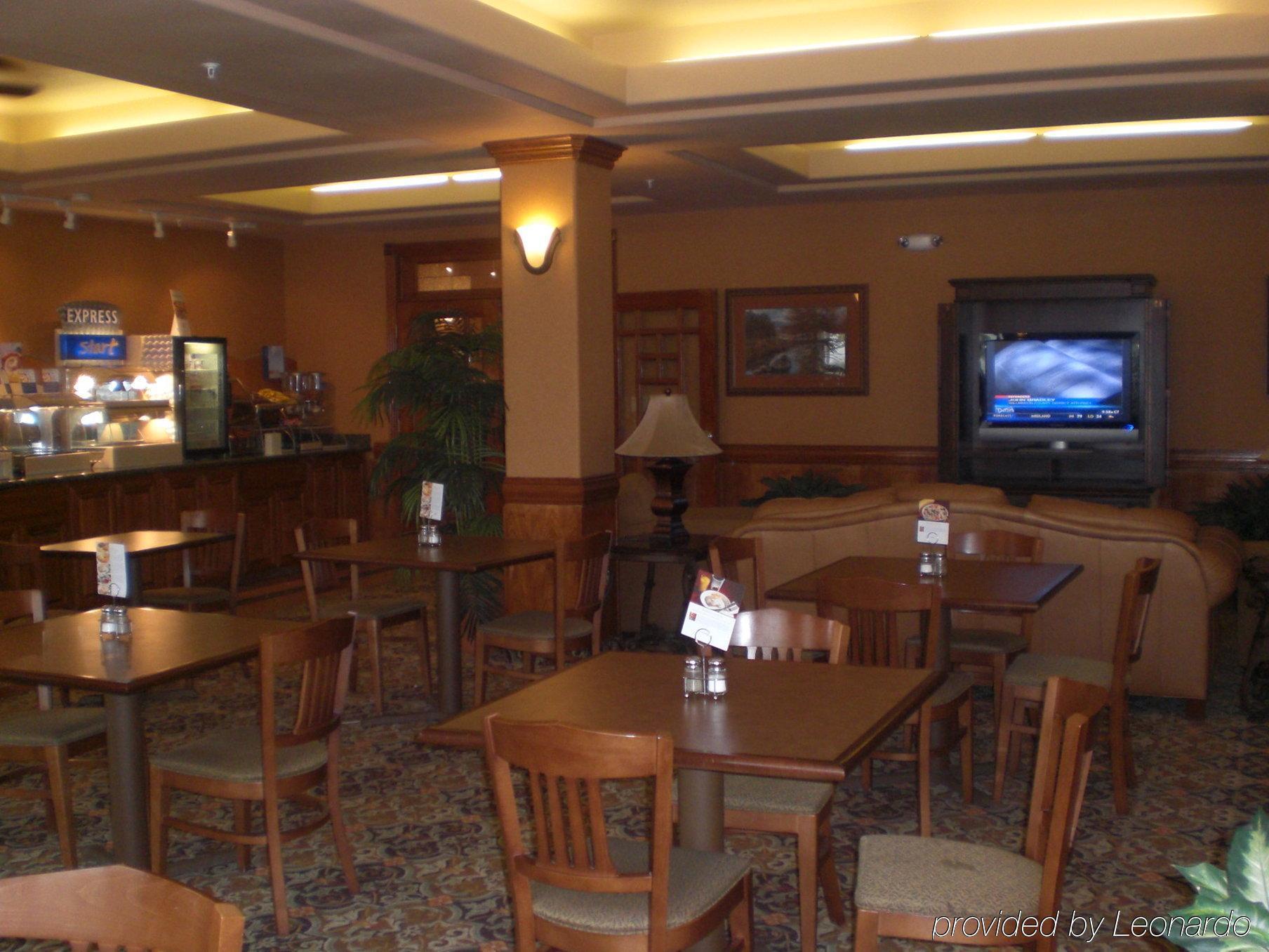 Holiday Inn Express Hotel And Suites Alice By Ihg Exteriör bild