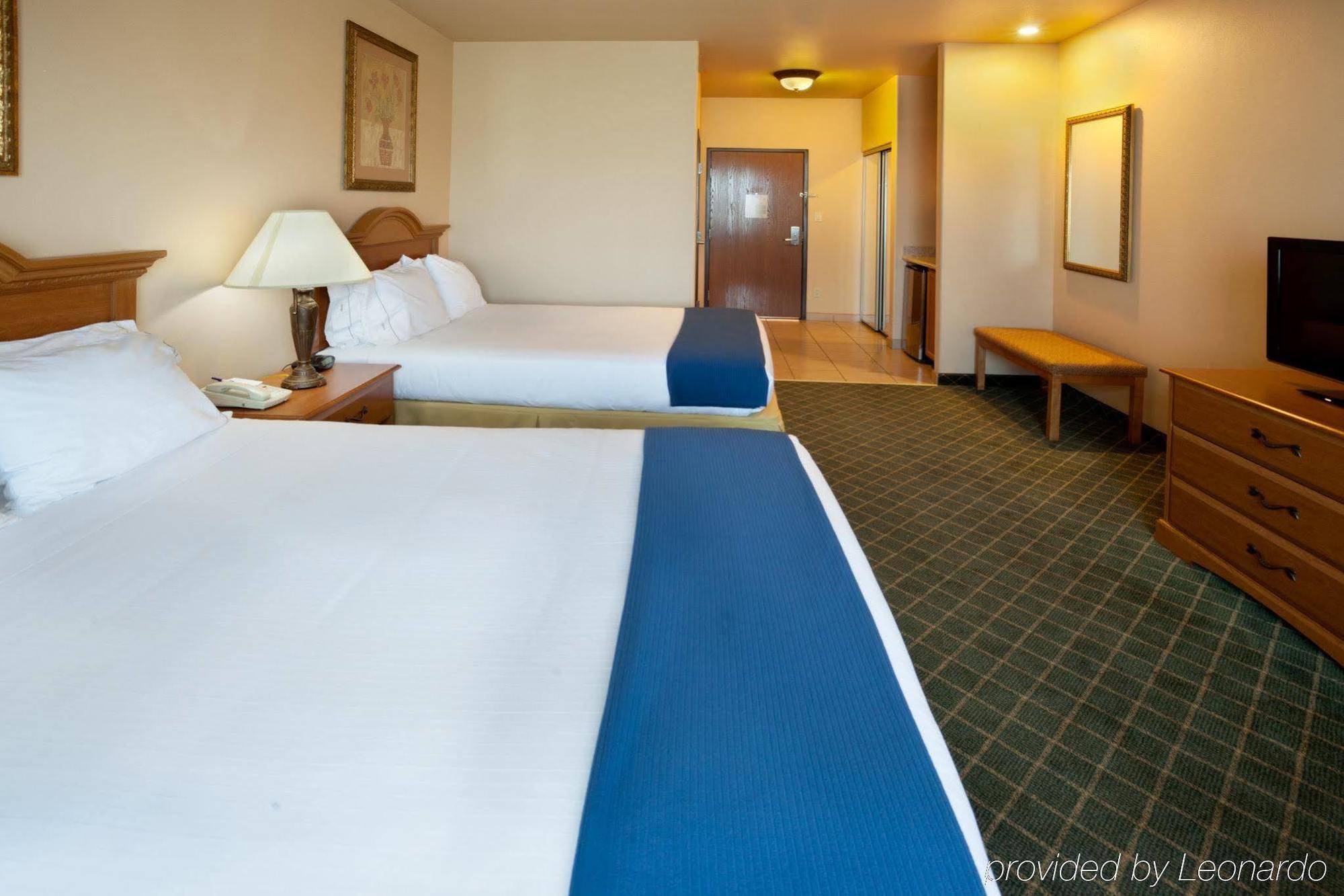 Holiday Inn Express Hotel And Suites Alice By Ihg Exteriör bild